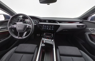 Audi Q8 e-tron vaihtoauto