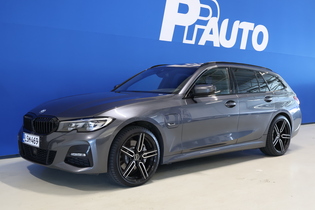 BMW 330 vaihtoauto