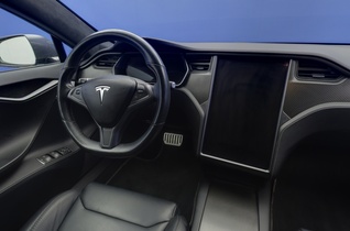 Tesla Model S vaihtoauto