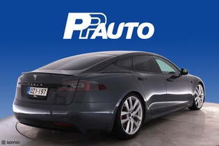 Tesla Model S vaihtoauto