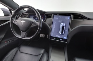 Tesla Model S vaihtoauto
