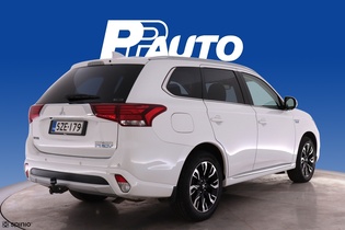 Mitsubishi Outlander PHEV vaihtoauto
