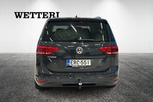 Volkswagen Touran vaihtoauto