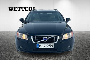 Volvo V70 vaihtoauto