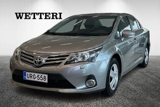 Toyota Avensis vaihtoauto