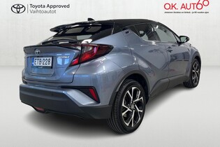 Toyota C-HR vaihtoauto