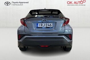 Toyota C-HR vaihtoauto