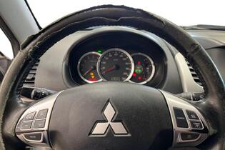 Mitsubishi L200 vaihtoauto