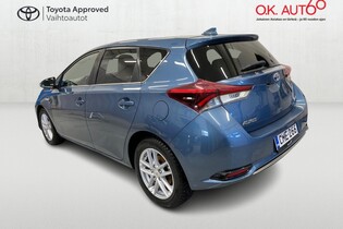 Toyota Auris vaihtoauto