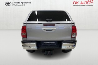 Toyota Hilux vaihtoauto