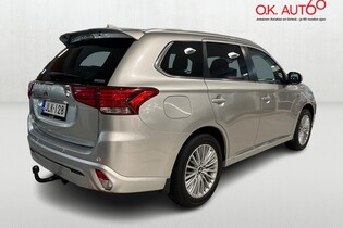 Mitsubishi Outlander PHEV vaihtoauto