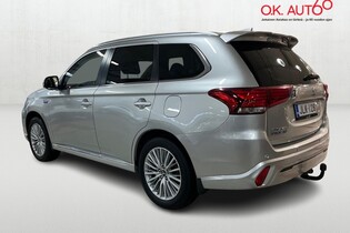 Mitsubishi Outlander PHEV vaihtoauto