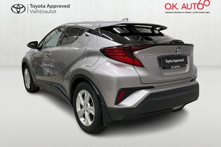 Toyota C-HR vaihtoauto