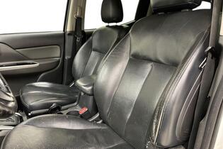 Mitsubishi L200 vaihtoauto