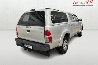 Toyota Hilux vaihtoauto