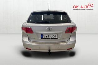 Toyota Avensis vaihtoauto