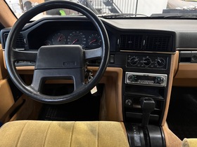 Volvo 760 vaihtoauto