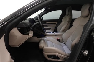 Porsche Taycan vaihtoauto