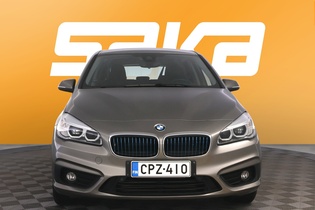 BMW 225 vaihtoauto