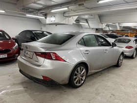 Lexus IS vaihtoauto