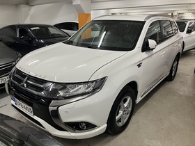 Mitsubishi Outlander PHEV vaihtoauto