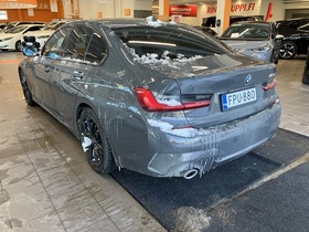 BMW 330 vaihtoauto