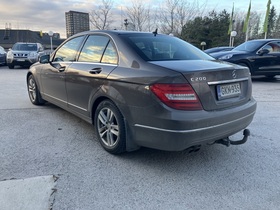 Mercedes-Benz C vaihtoauto