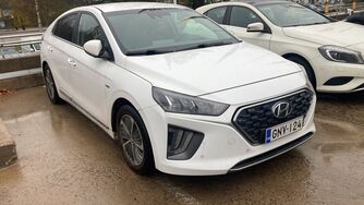 Hyundai IONIQ plug-in vaihtoauto