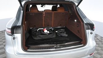 Porsche Cayenne vaihtoauto