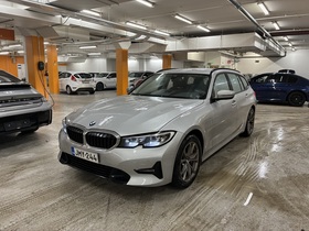 BMW 330 vaihtoauto