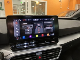 SEAT Leon Sportstourer vaihtoauto