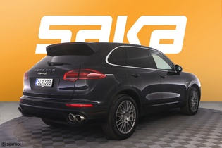 Porsche Cayenne vaihtoauto
