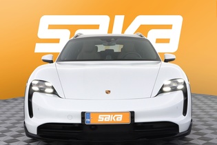 Porsche Taycan vaihtoauto