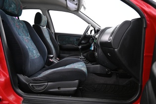 Nissan Almera vaihtoauto