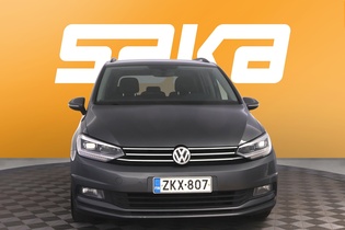 Volkswagen Touran vaihtoauto