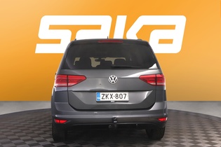 Volkswagen Touran vaihtoauto