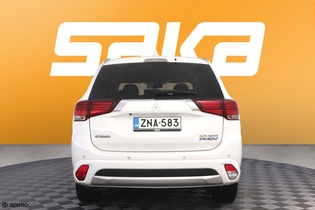 Mitsubishi Outlander PHEV vaihtoauto