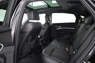 Audi Q8 e-tron vaihtoauto