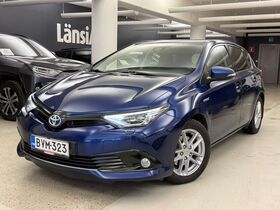 Toyota Auris vaihtoauto