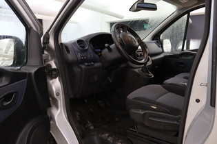 Opel Vivaro vaihtoauto