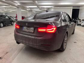 BMW 320 vaihtoauto