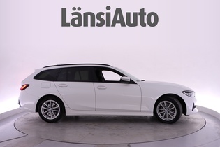 BMW 320 vaihtoauto