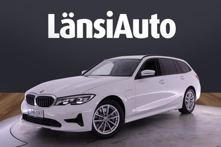 BMW 330 vaihtoauto