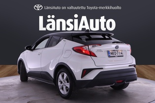 Toyota C-HR vaihtoauto