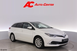 Toyota Auris vaihtoauto