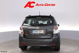 Toyota Verso vaihtoauto