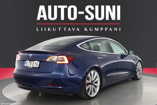 Tesla Model 3 vaihtoauto