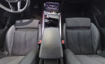 Audi Q8 e-tron vaihtoauto