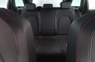 SEAT Leon Sportstourer vaihtoauto