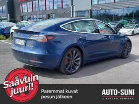Tesla Model 3 vaihtoauto
